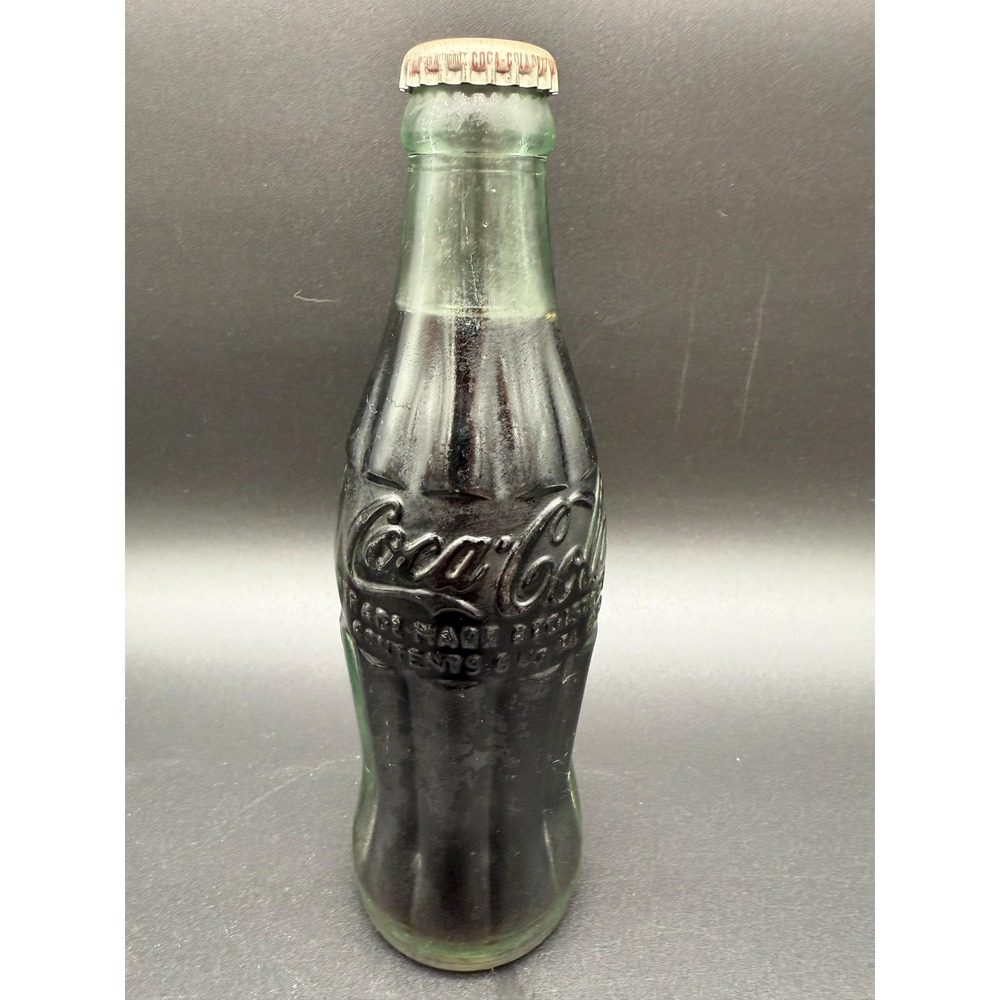 Vintage Coca-Cola MCM Sealed Full Soda Bottle Marion Hobbleskirt Contour